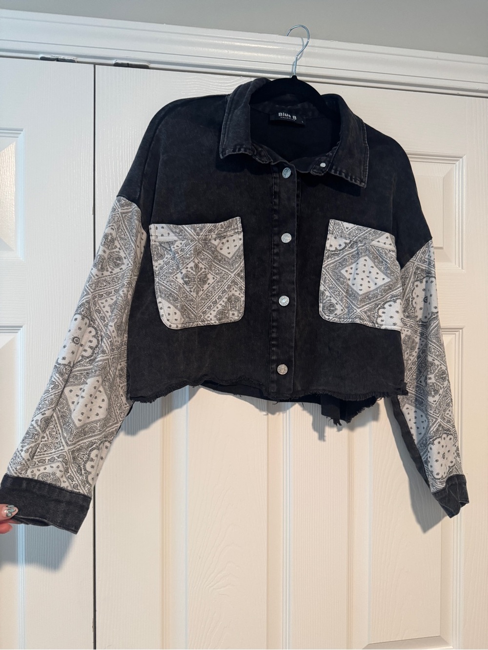 Cropped Black Denim Jacket with White Bandana-Print Sleeves
